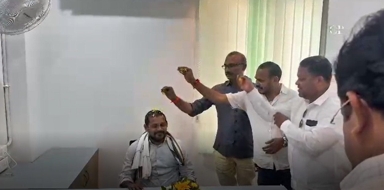 Sai Infra Developers Vizag branch grand opening with MD Botcha Chakradhara Rao and team